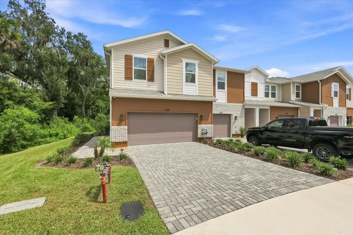 590 Southern Edge Way, FL