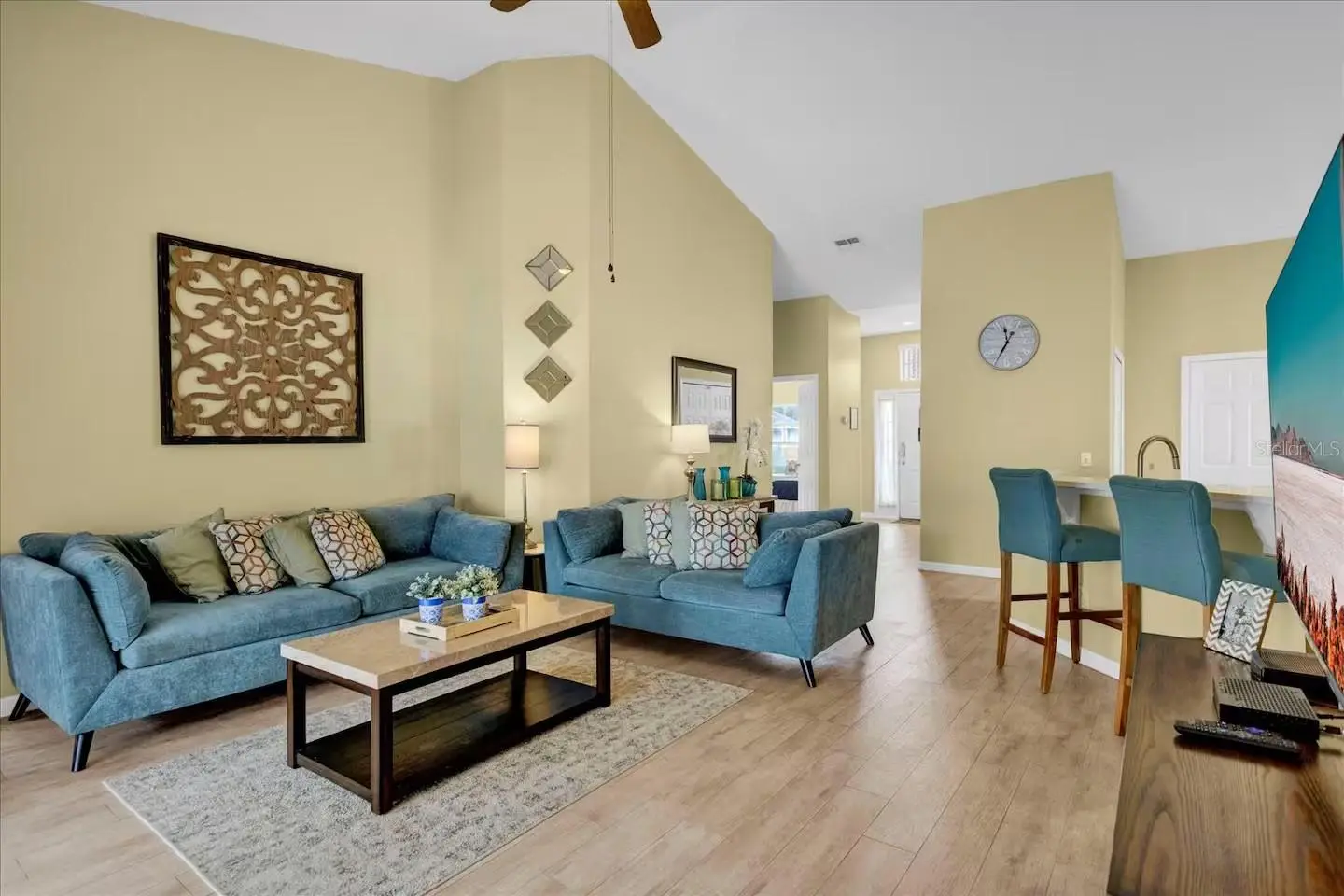 1208 Cedarwood Way, FL