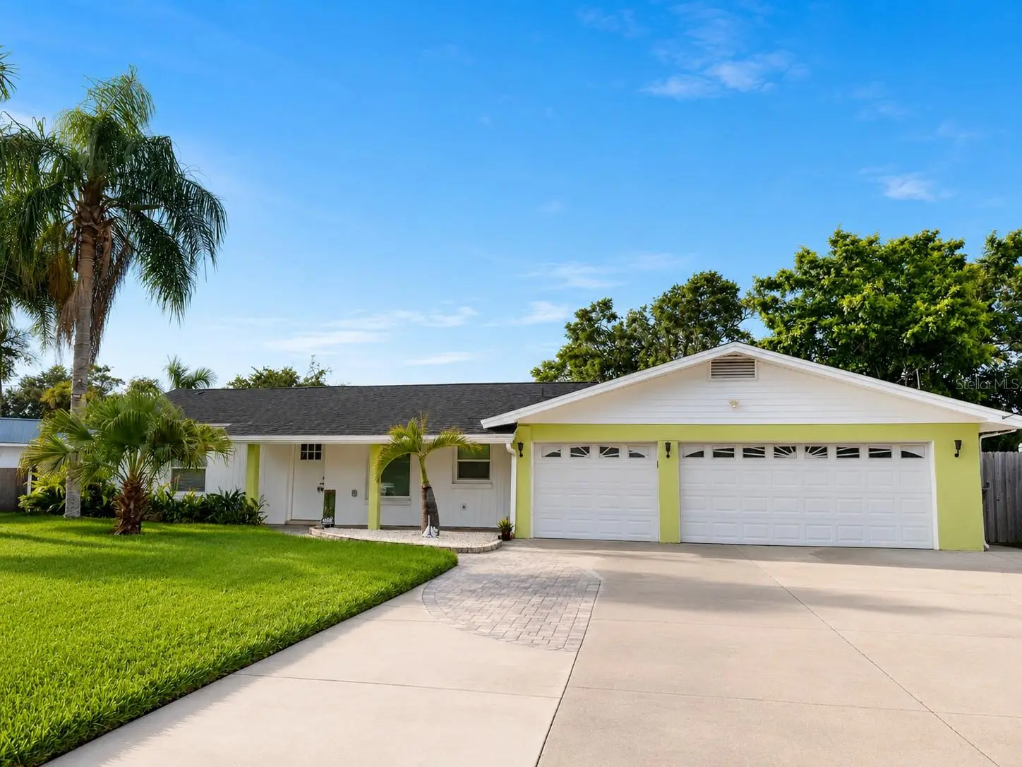 8715 Driftwood Drive, FL