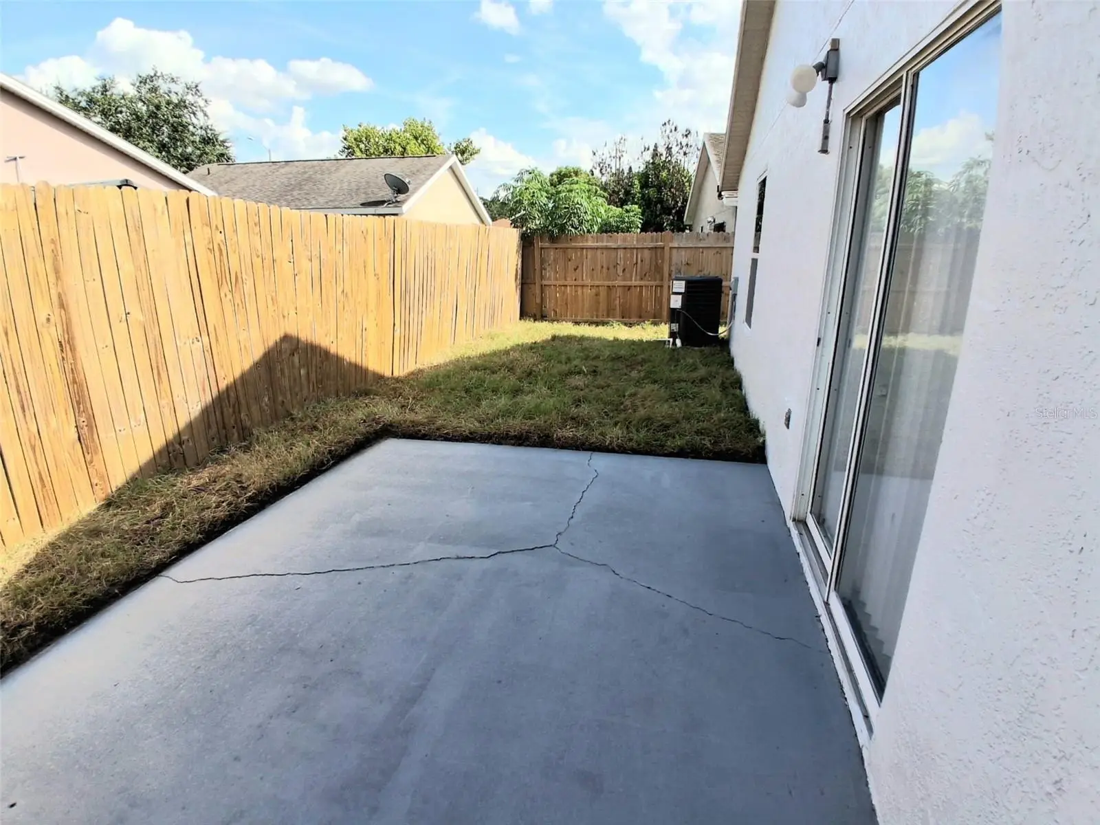 1047 Florida Holly Drive, FL