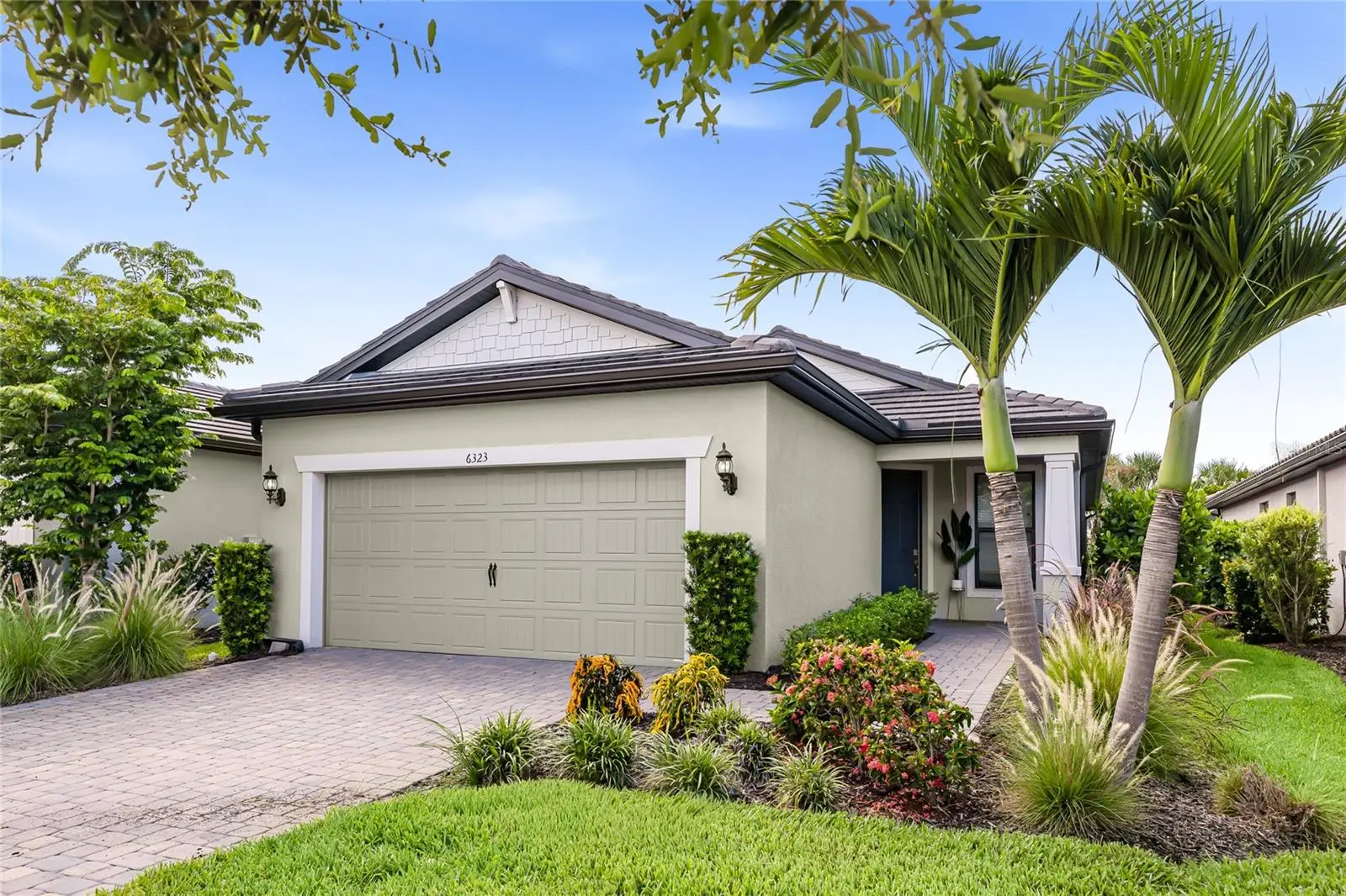6323 Crested Eagle Lane, FL