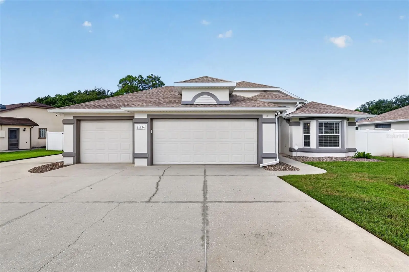 11506 Lake Dr, FL