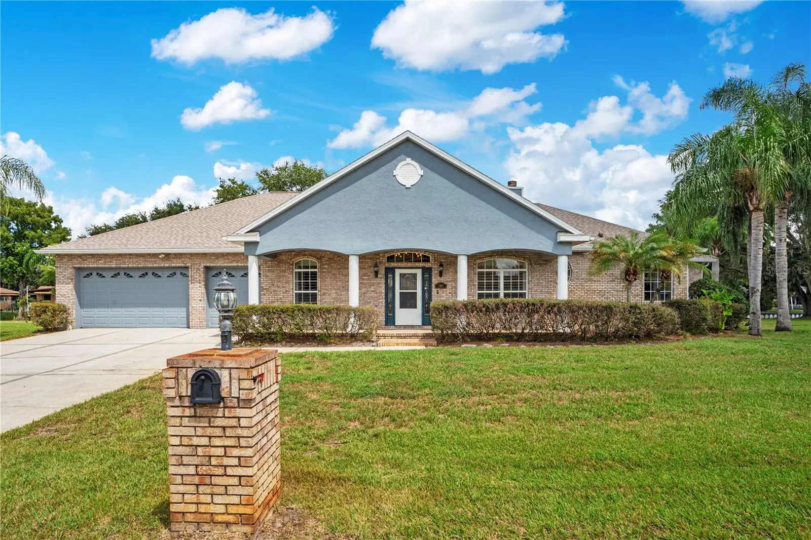 5365 Shady Oak Circle, FL