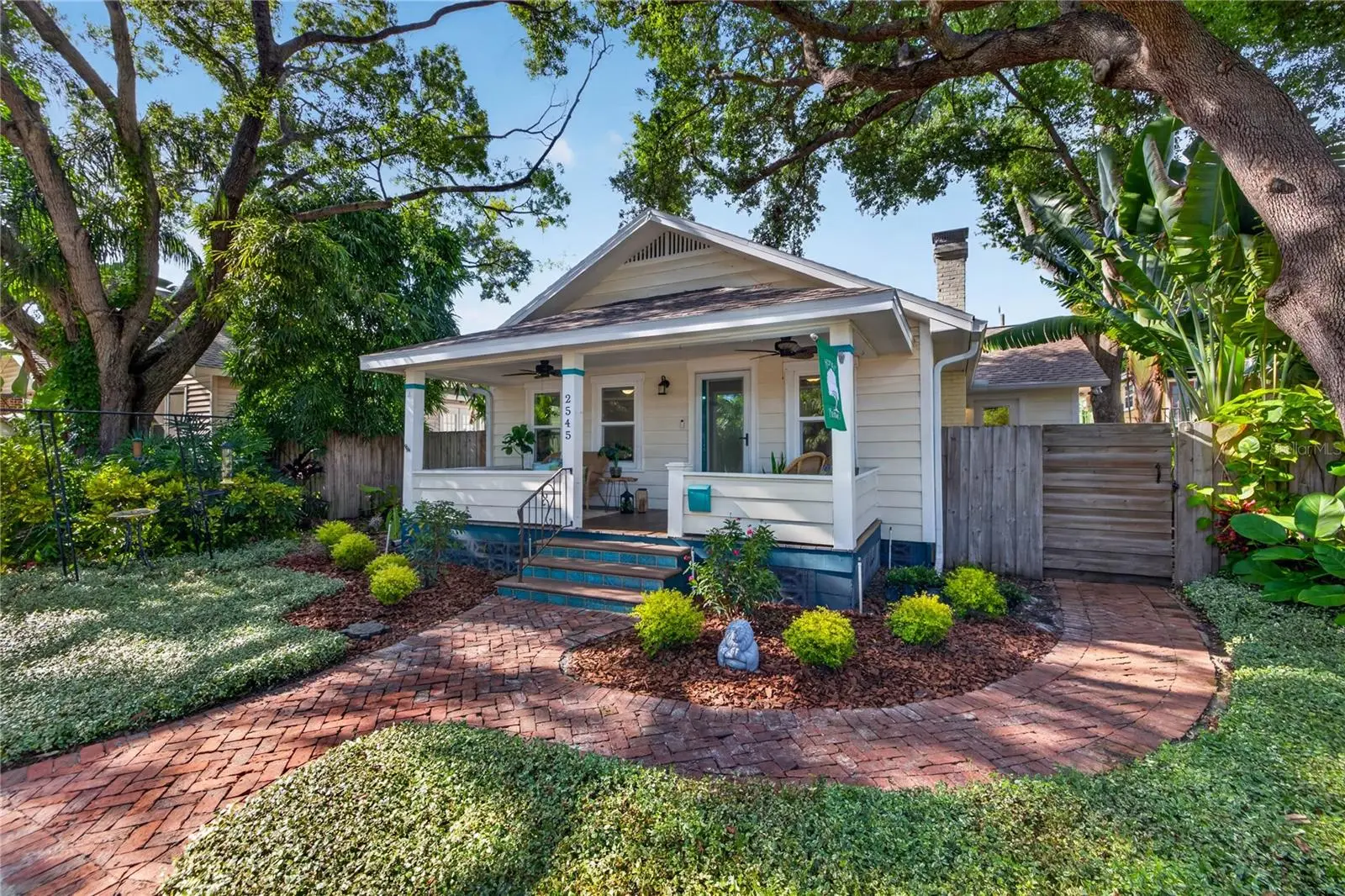 2545 2nd Avenue, FL