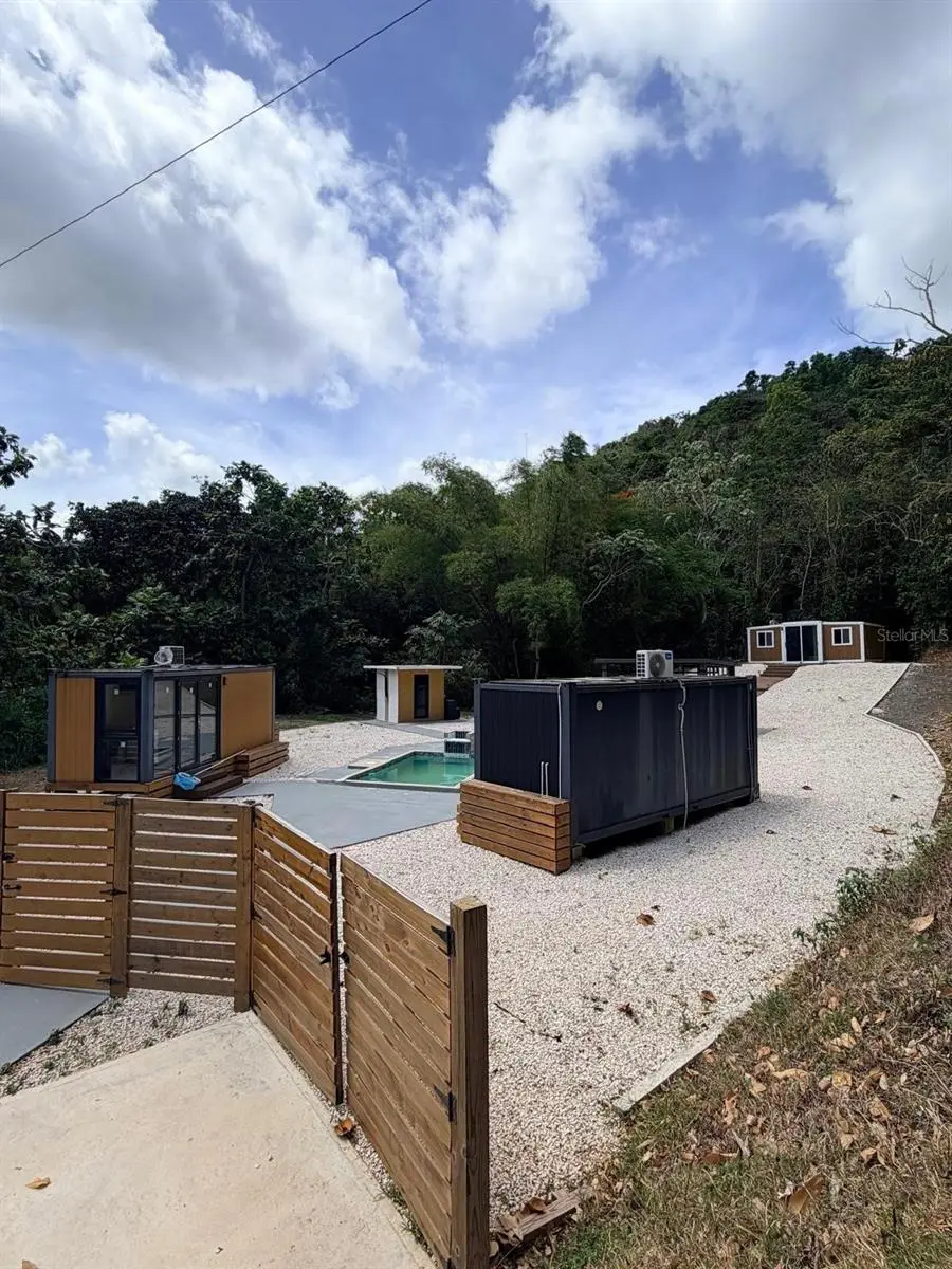 Carr 758 Km 2.7 Bo Los Rios, PR