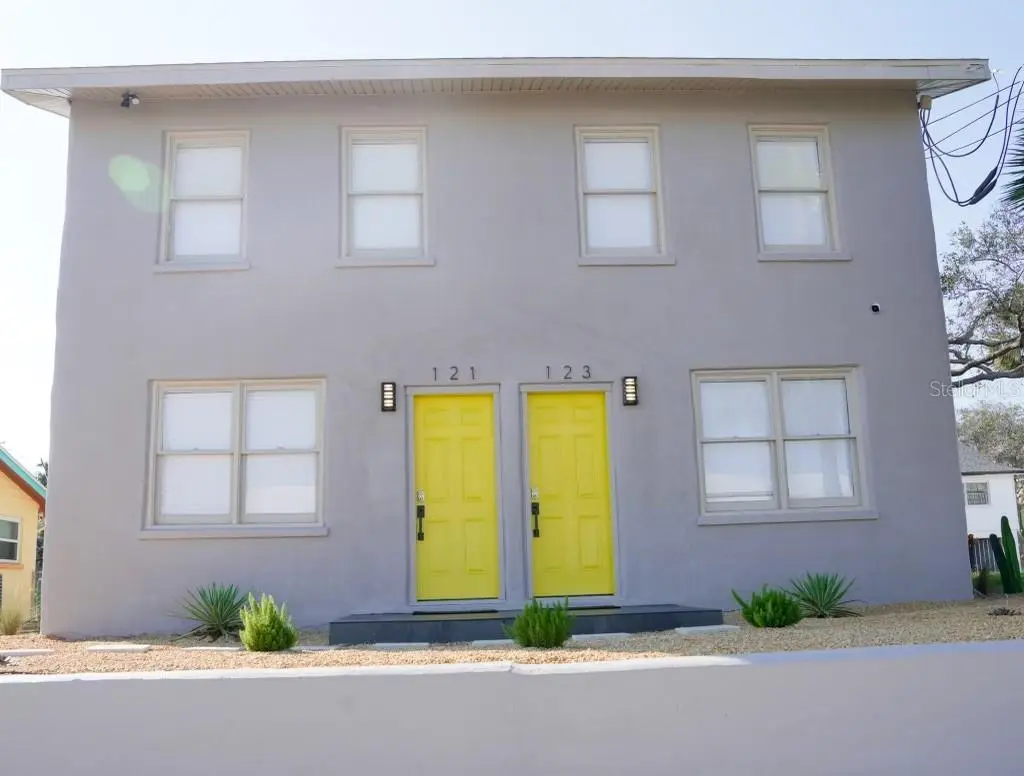 121-123 Hollywood Avenue, FL
