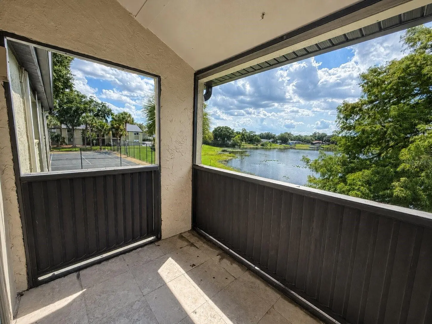 914 Lake Destiny Road, FL