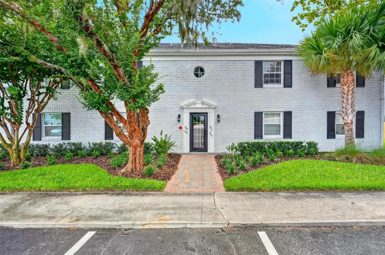 222 Lewfield Circle, FL