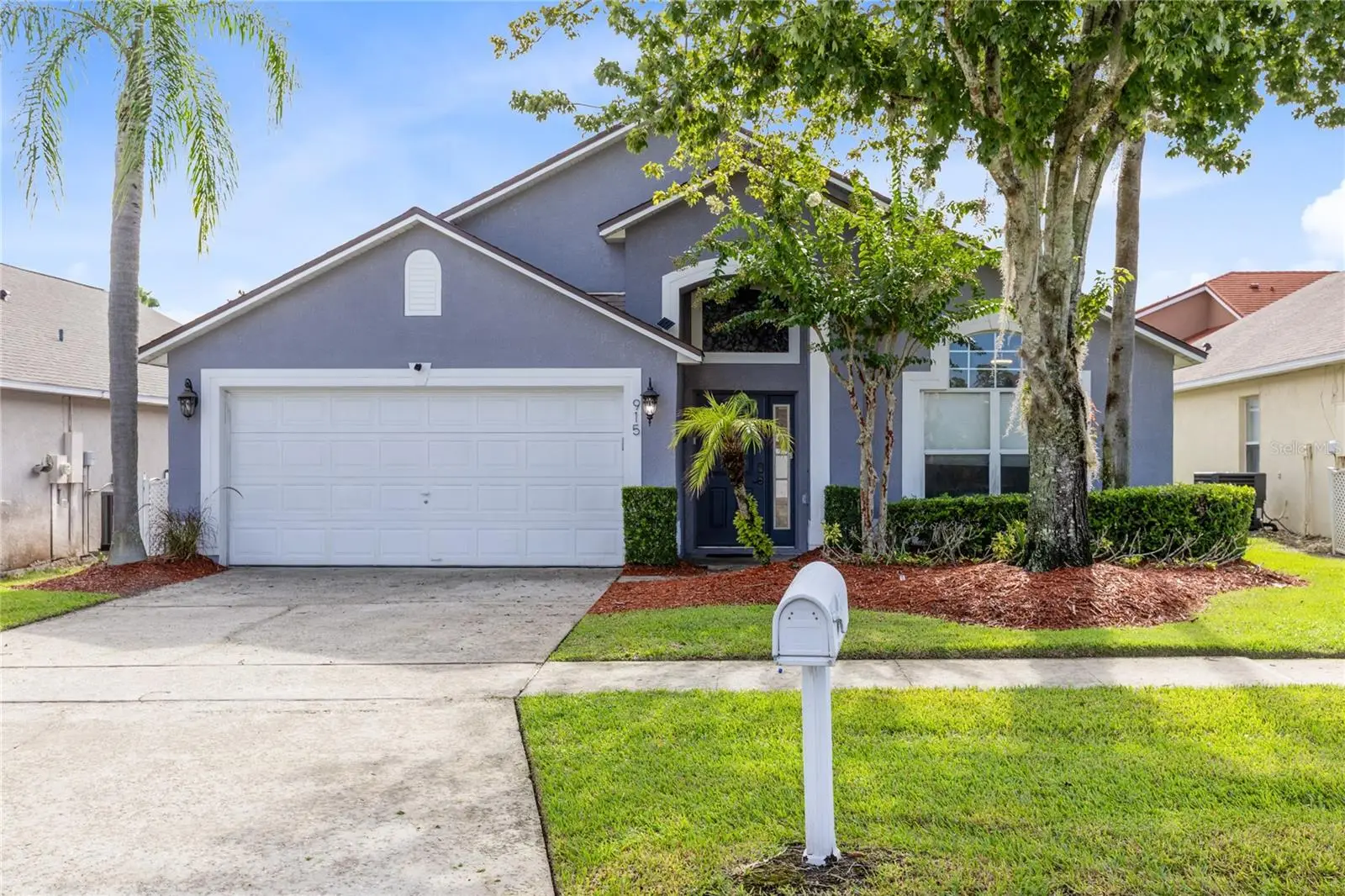 915 Lake Berkley Drive, FL