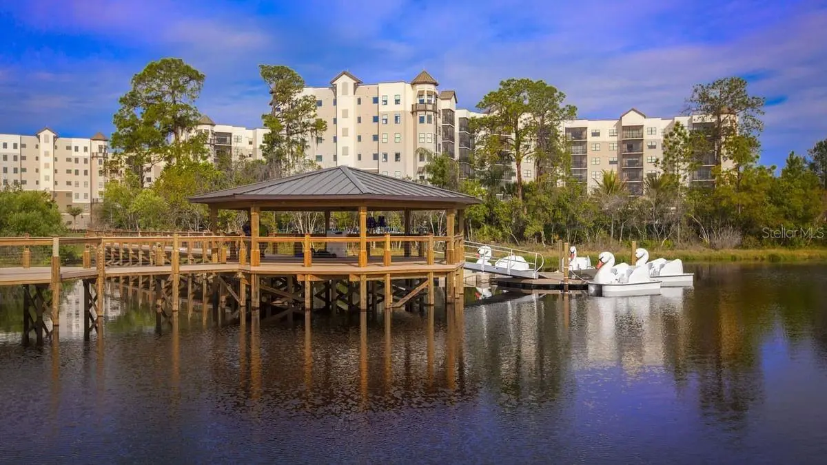 14501 Grove Resort Avenue, FL