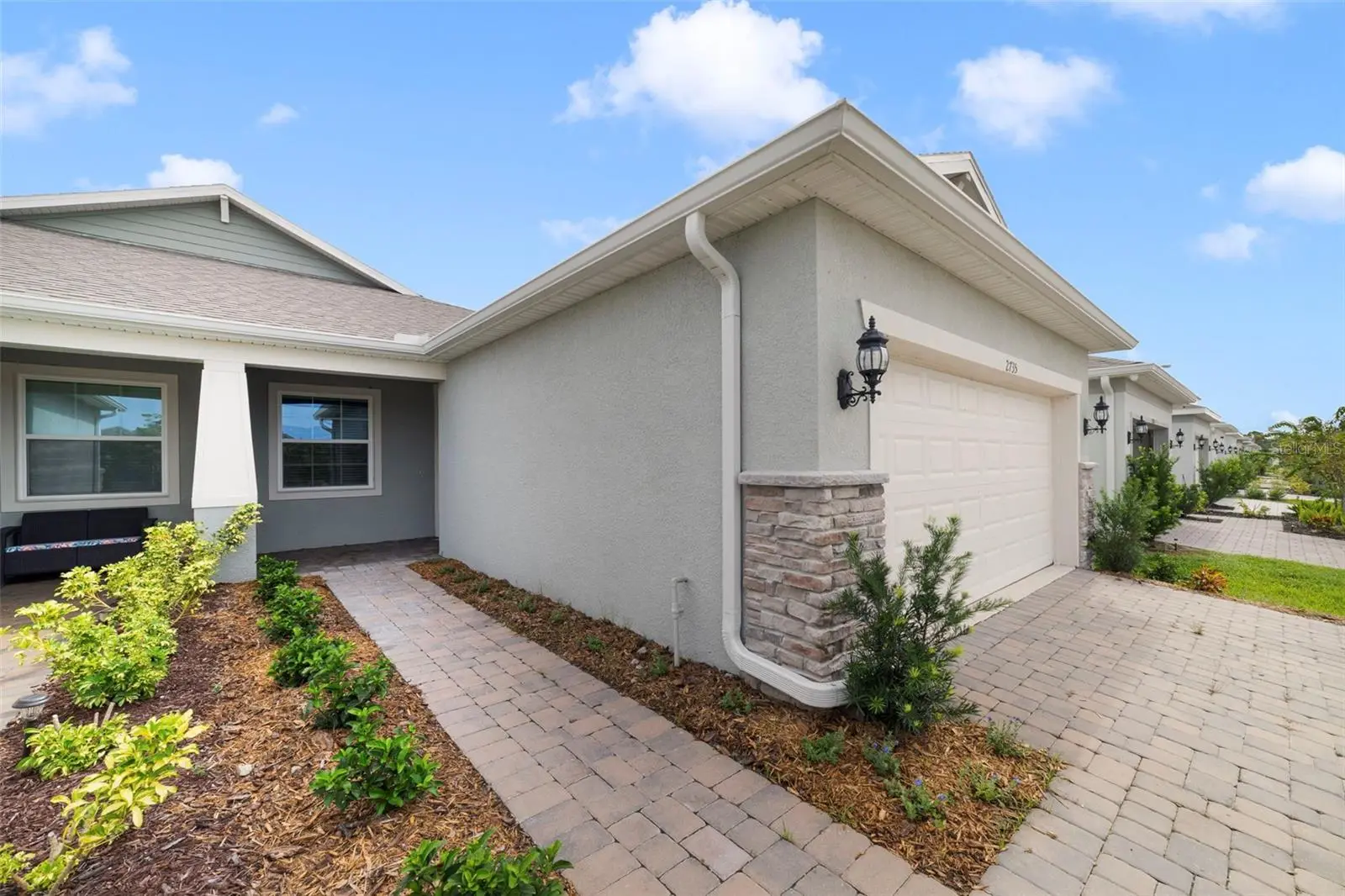2735 Summer Retreat Lane, FL