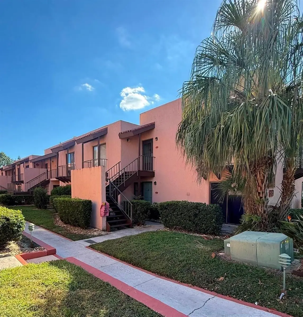 227 La Casa, FL