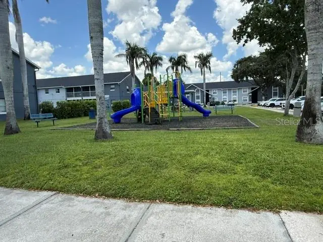 4261 Pershing Pointe Place, FL