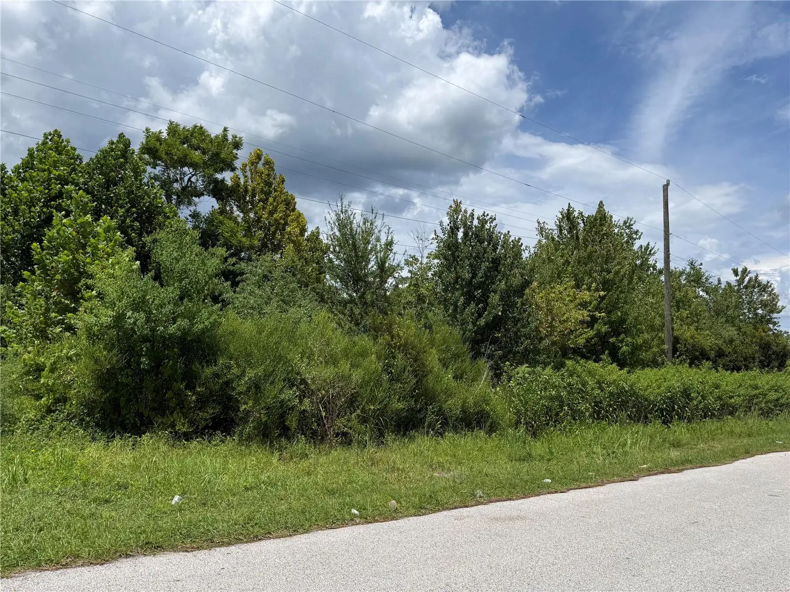 E Triangle Drive, FL