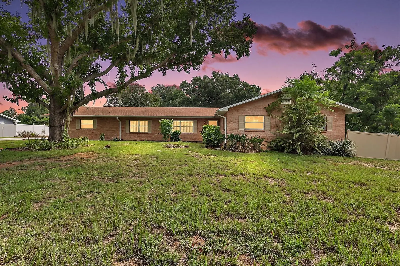 5 Hermosa Drive, FL