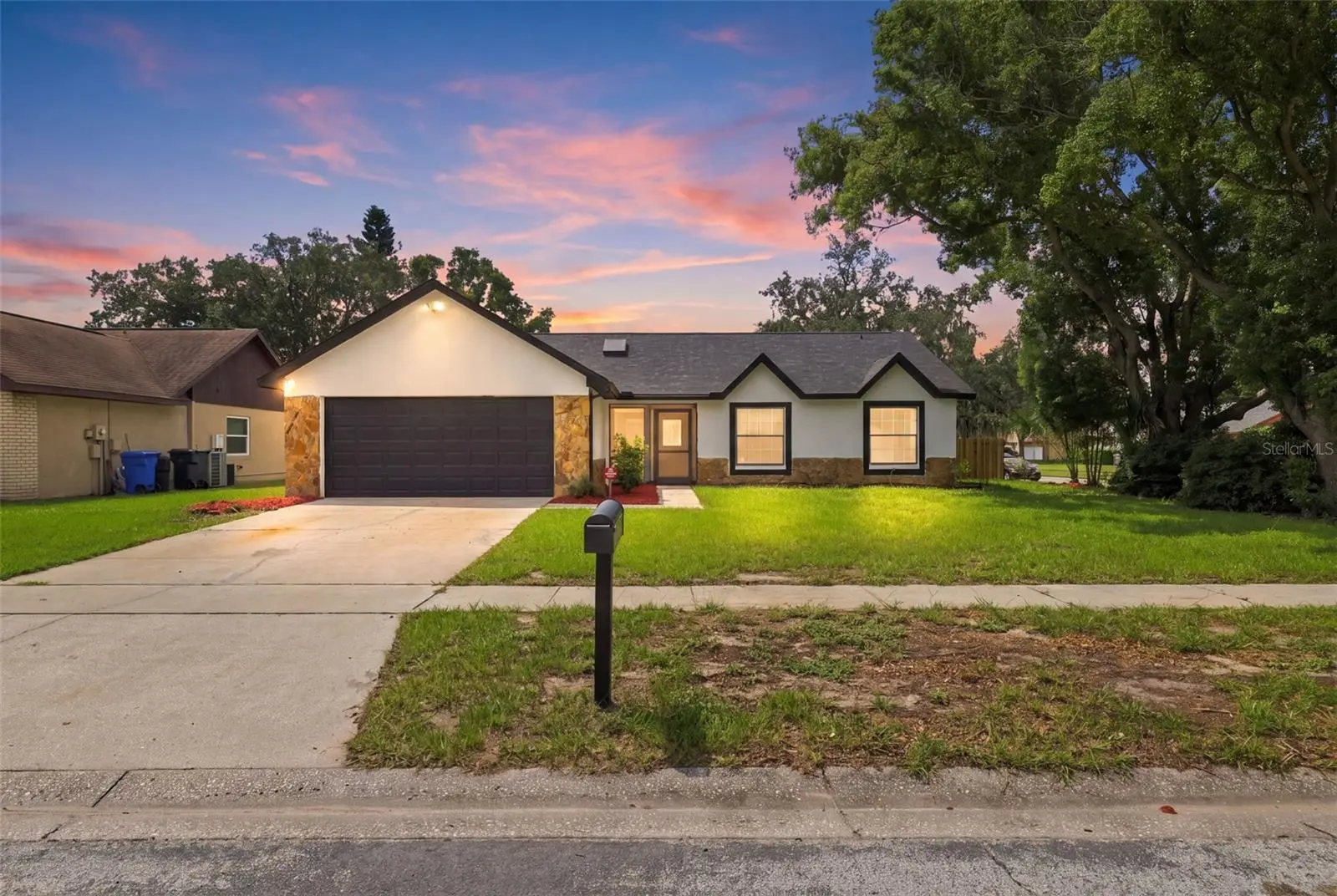 1607 Oak Arbor Lane, FL