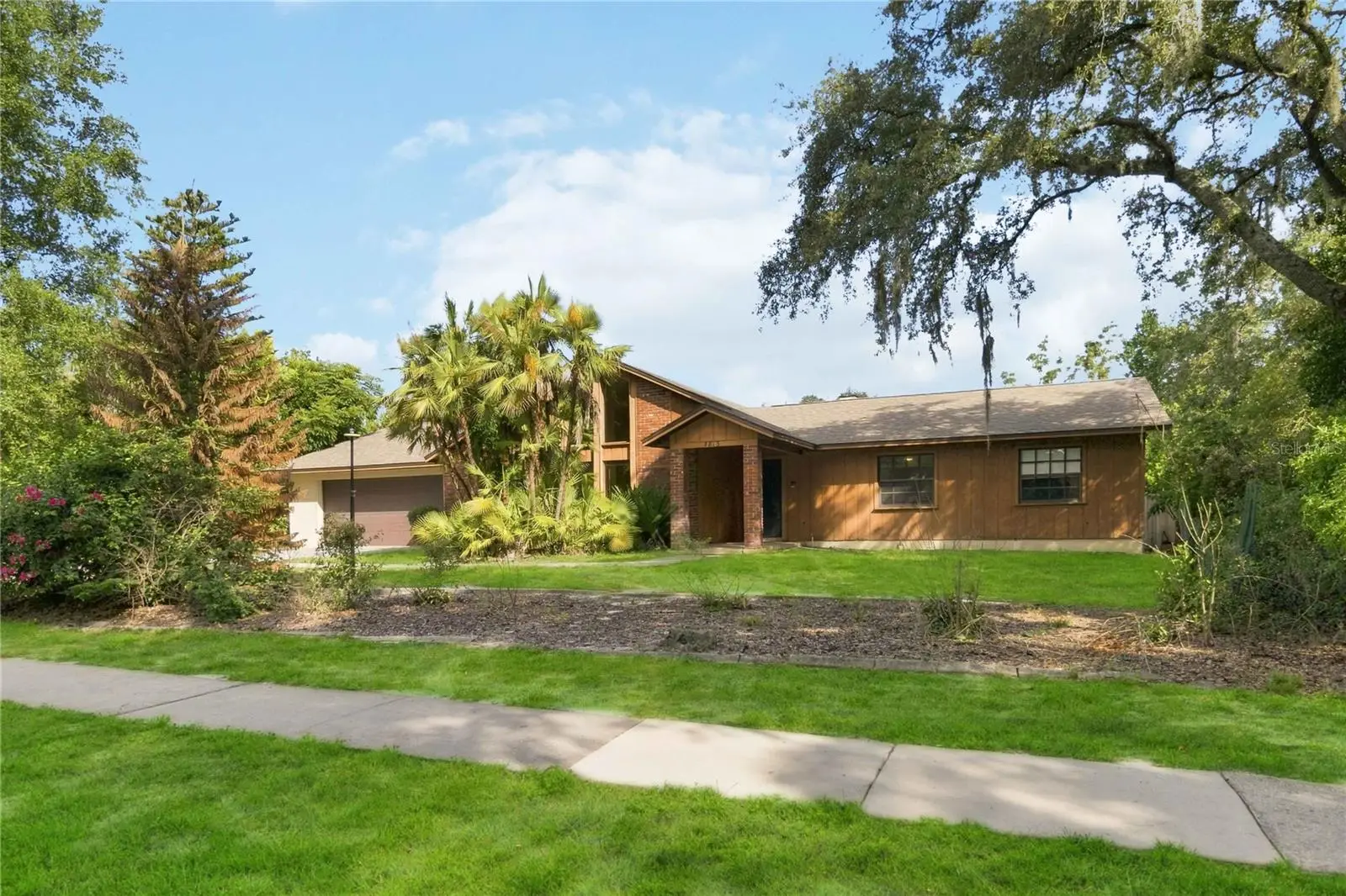 7813 Saranac Court, FL