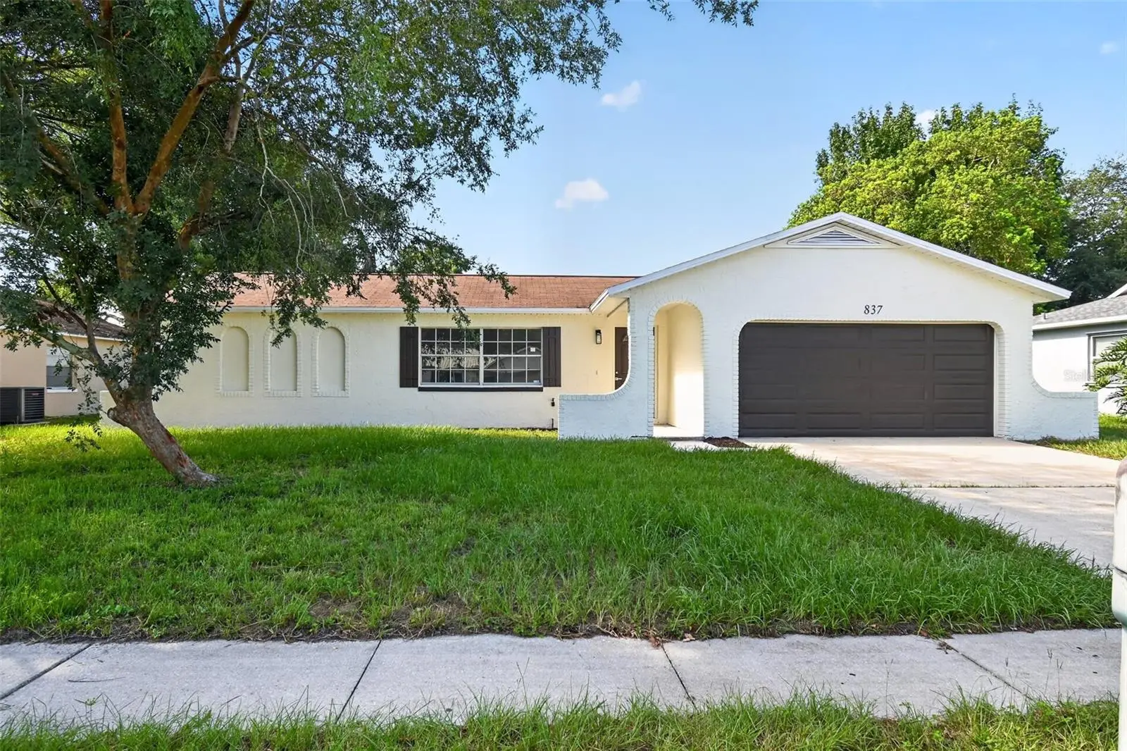 837 Westport Drive, FL