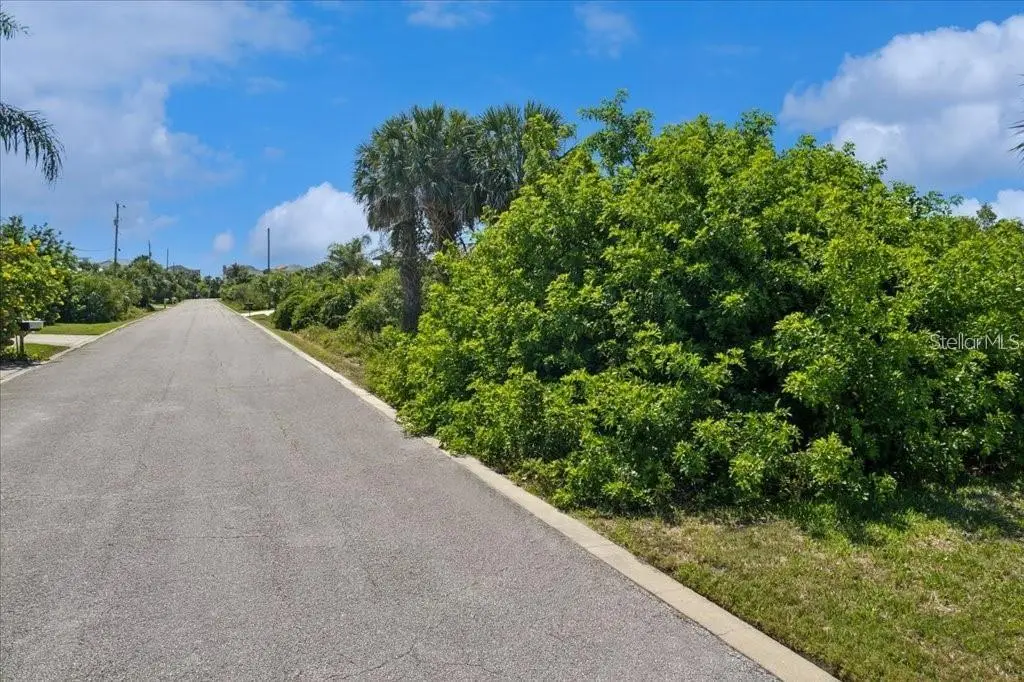 16 Mahoe Drive, FL