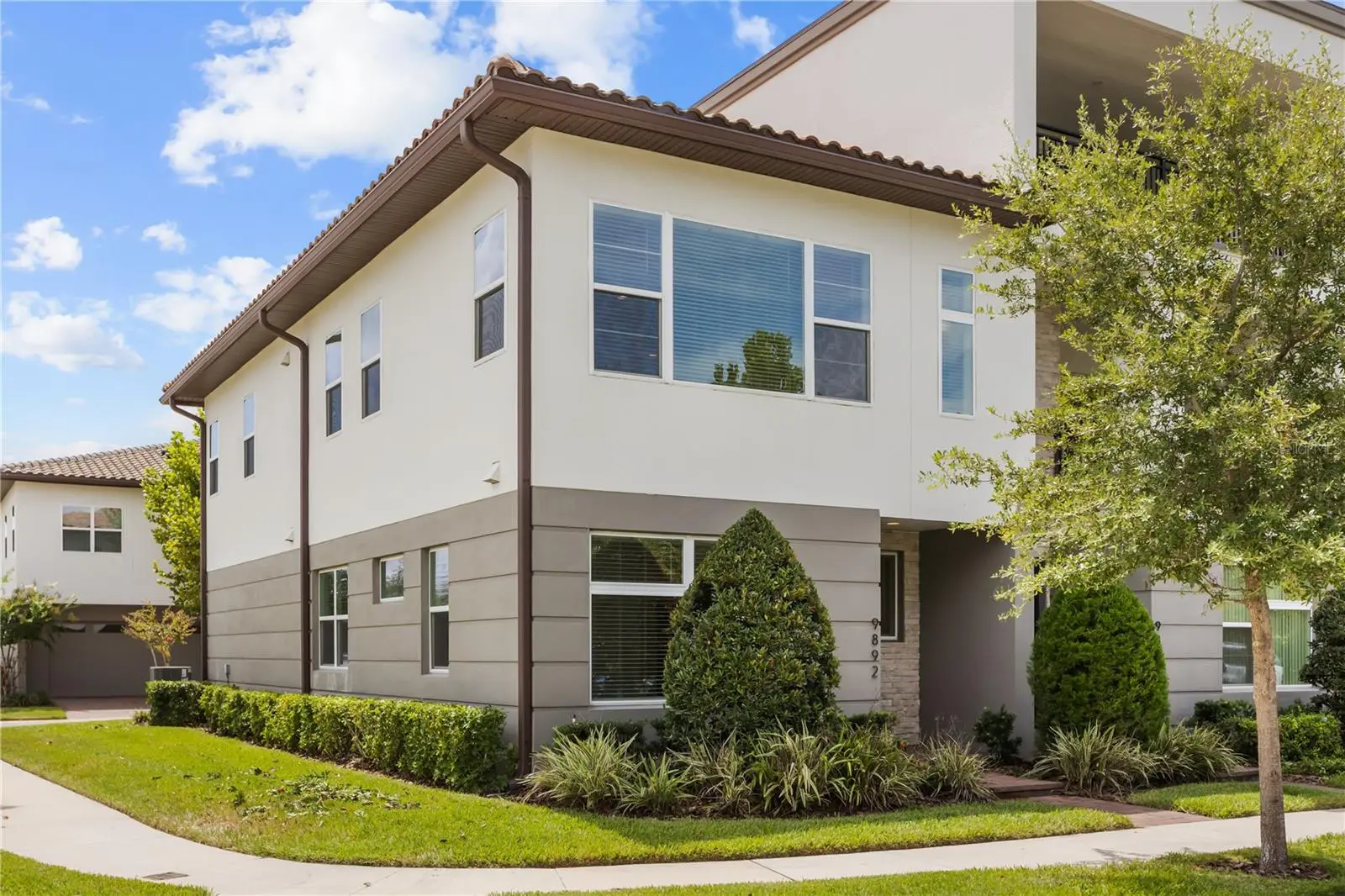 9892 Bucklow Hill Drive, FL