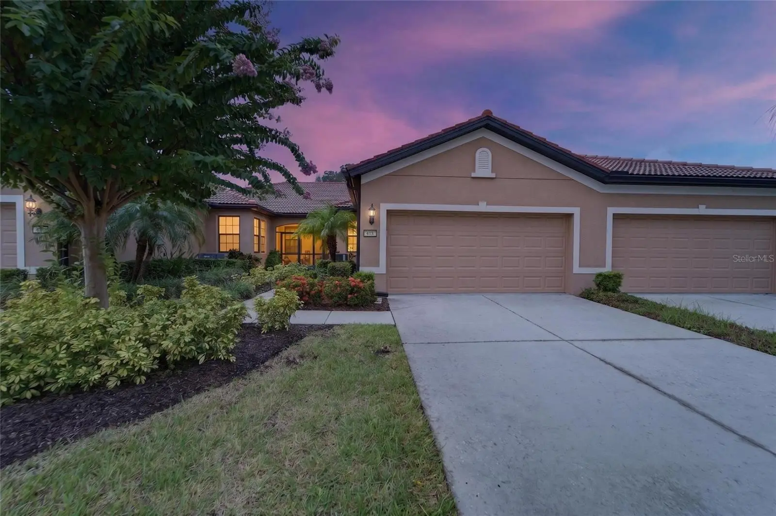 428 Seneca Falls Drive, FL