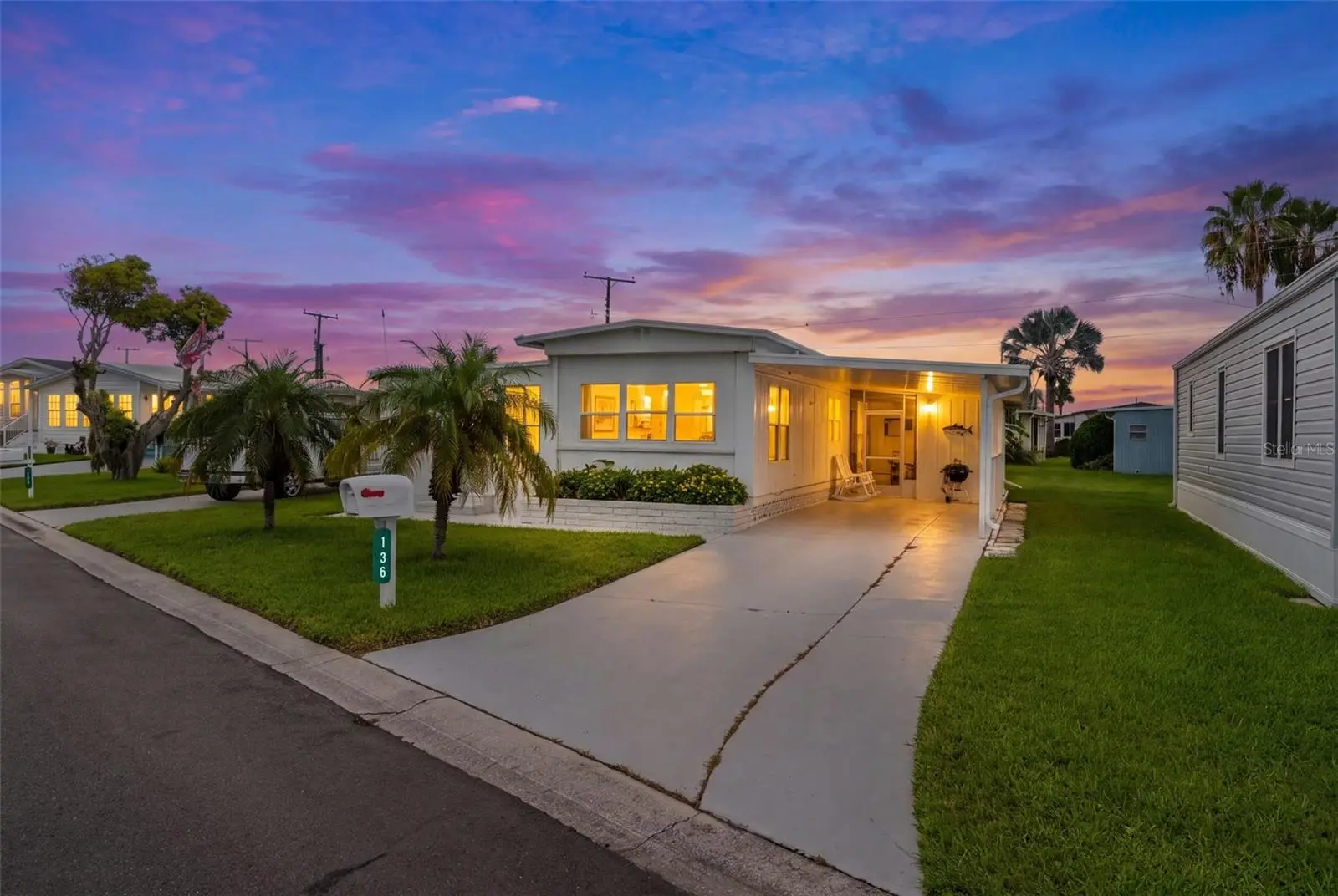 136 Lakeview Dr. Drive, FL