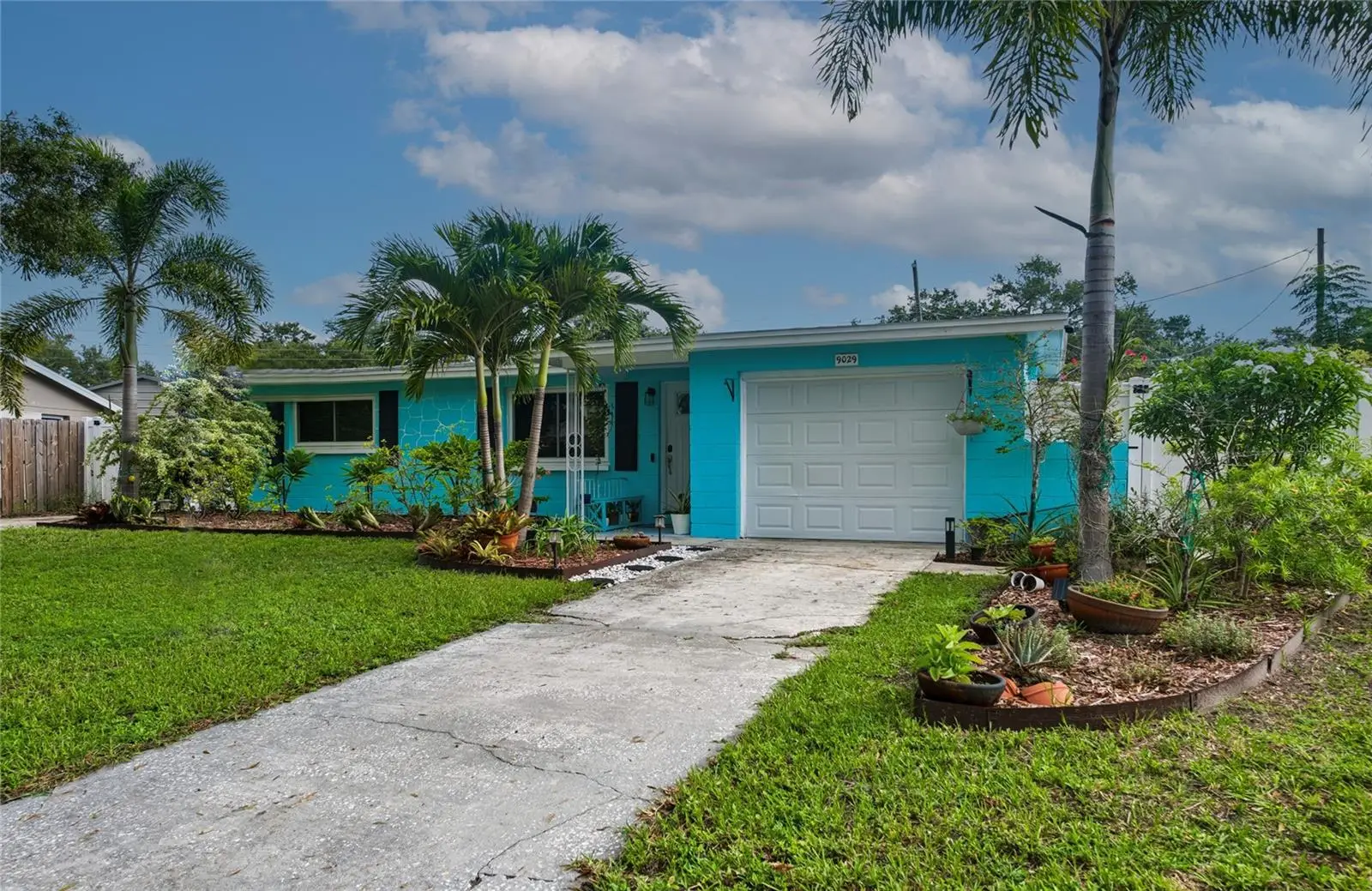 9029 Leisure Lane, FL