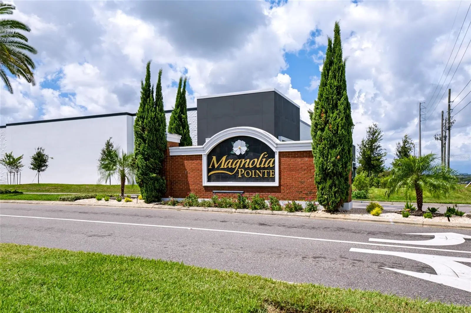 17313 Chateau Pine Way, FL