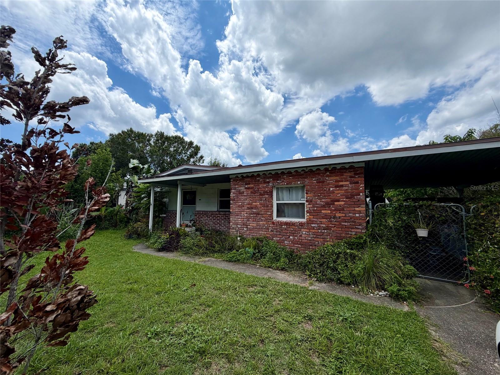 2900 Sanka Drive, FL
