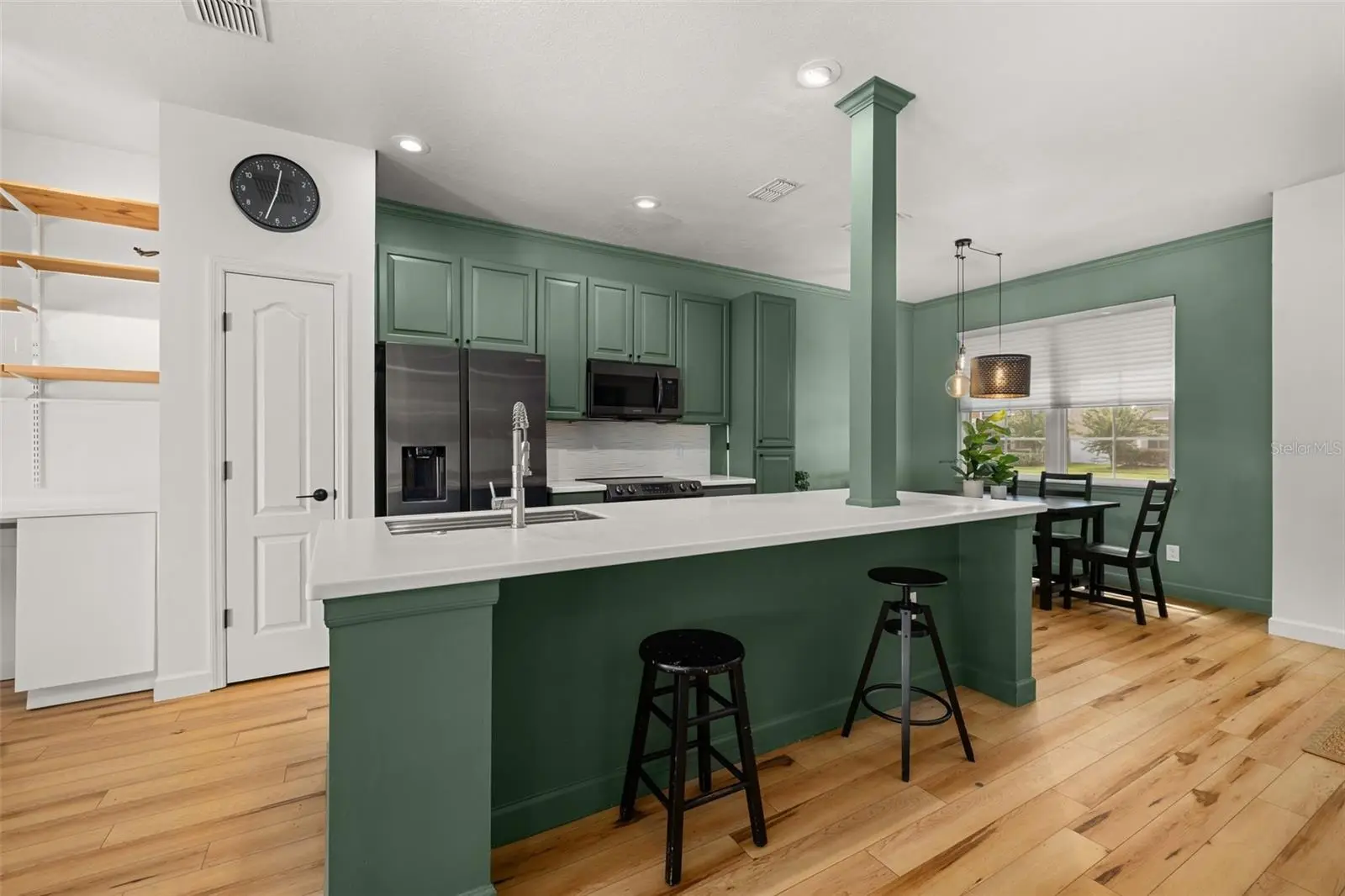 2271 J Lawson Boulevard, FL