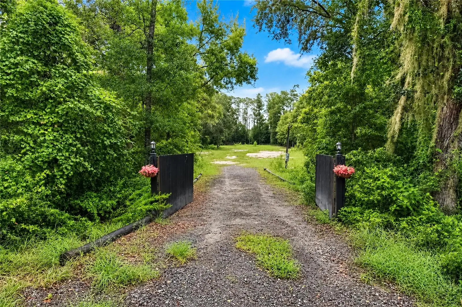 261 Ashley Lake Drive, FL