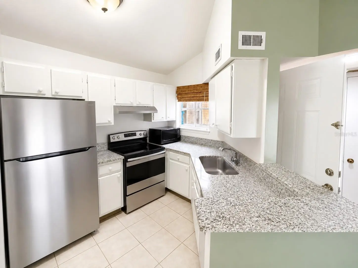 1908 Lake Atriums Circle, FL