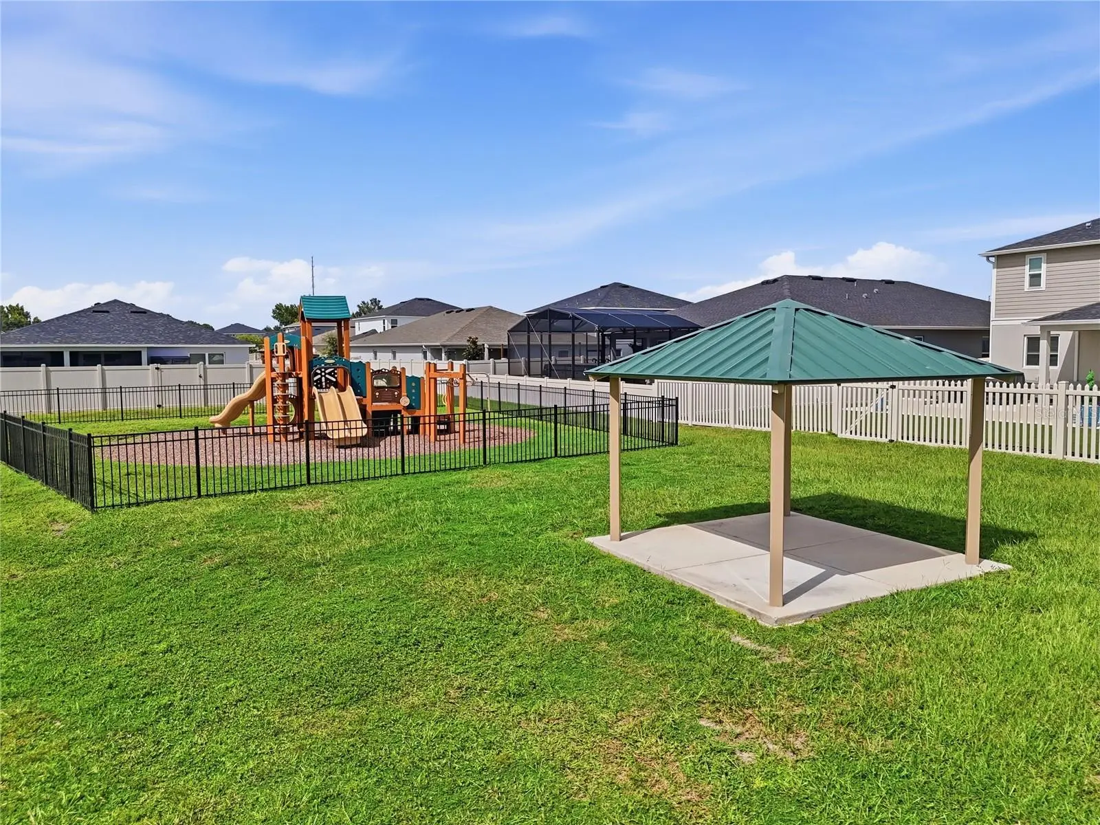 3842 Whitetail Court, FL