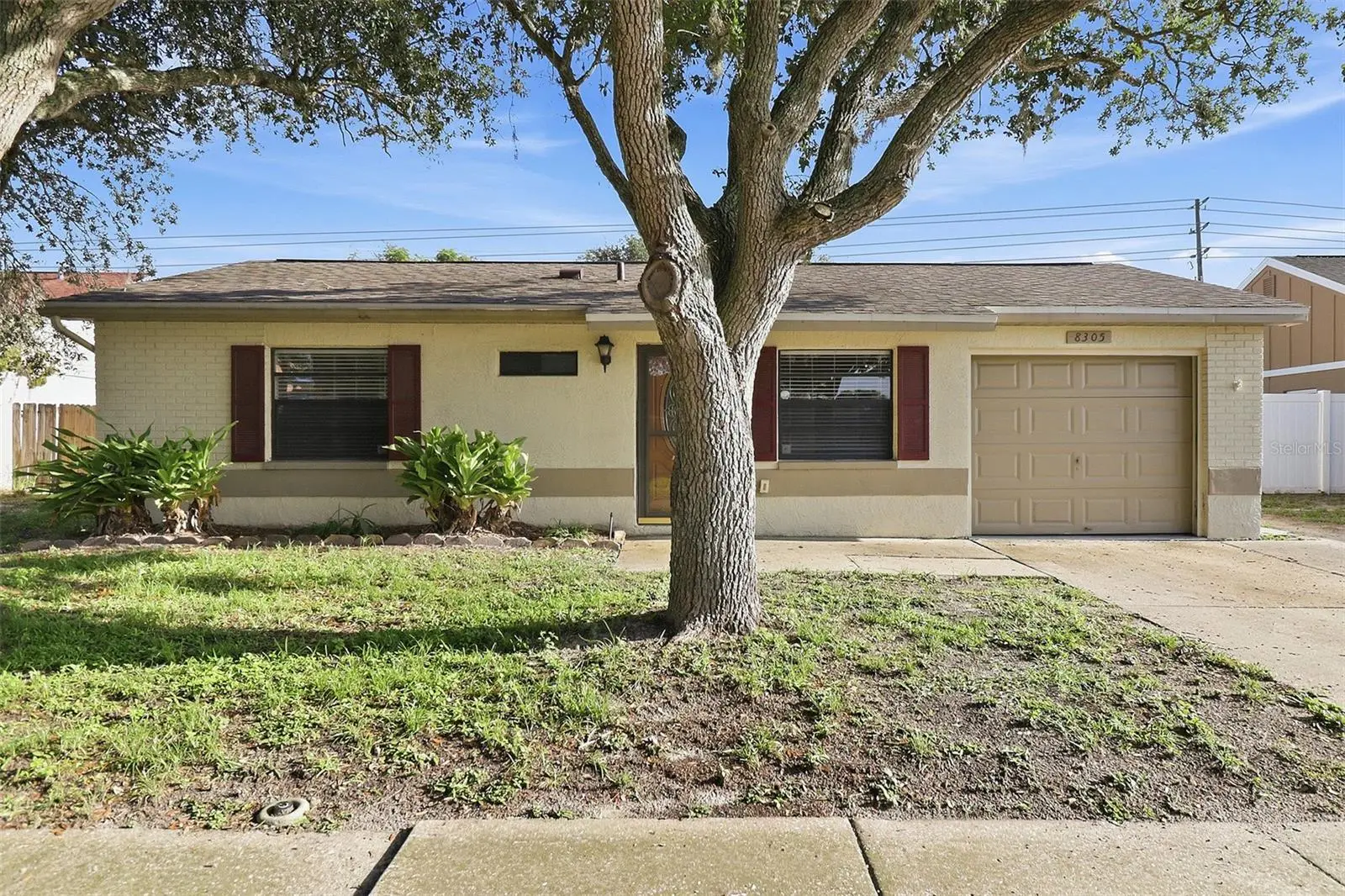 8305 Autumn Oak Avenue, FL