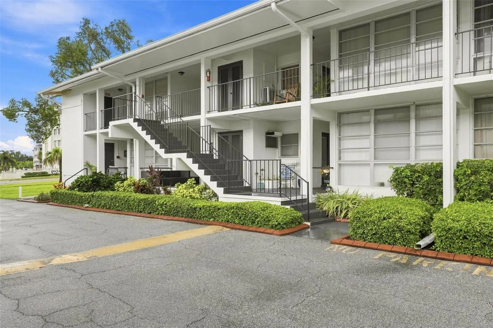 2950 Bay Drive, FL
