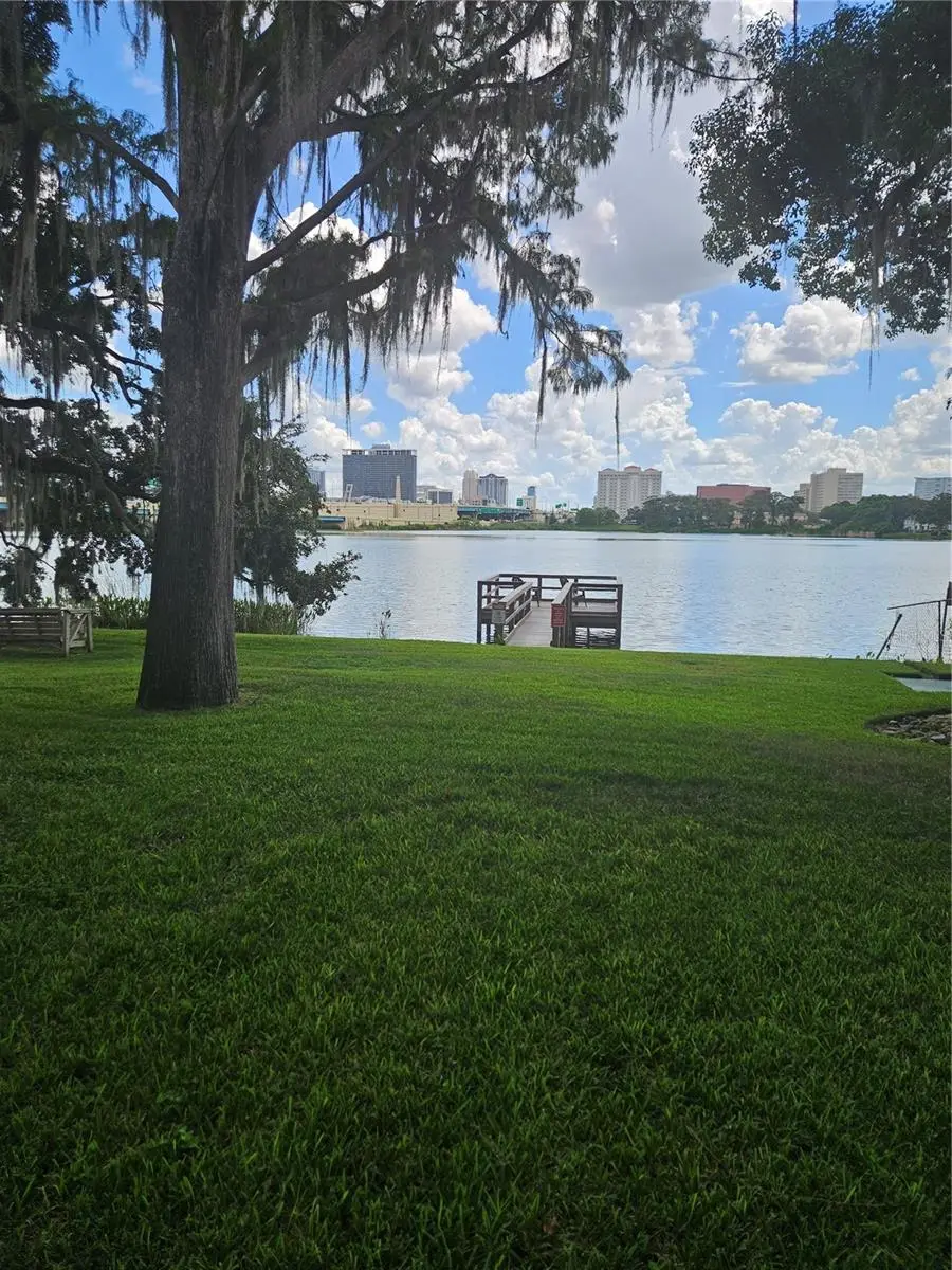 320 Lakeview Street, FL