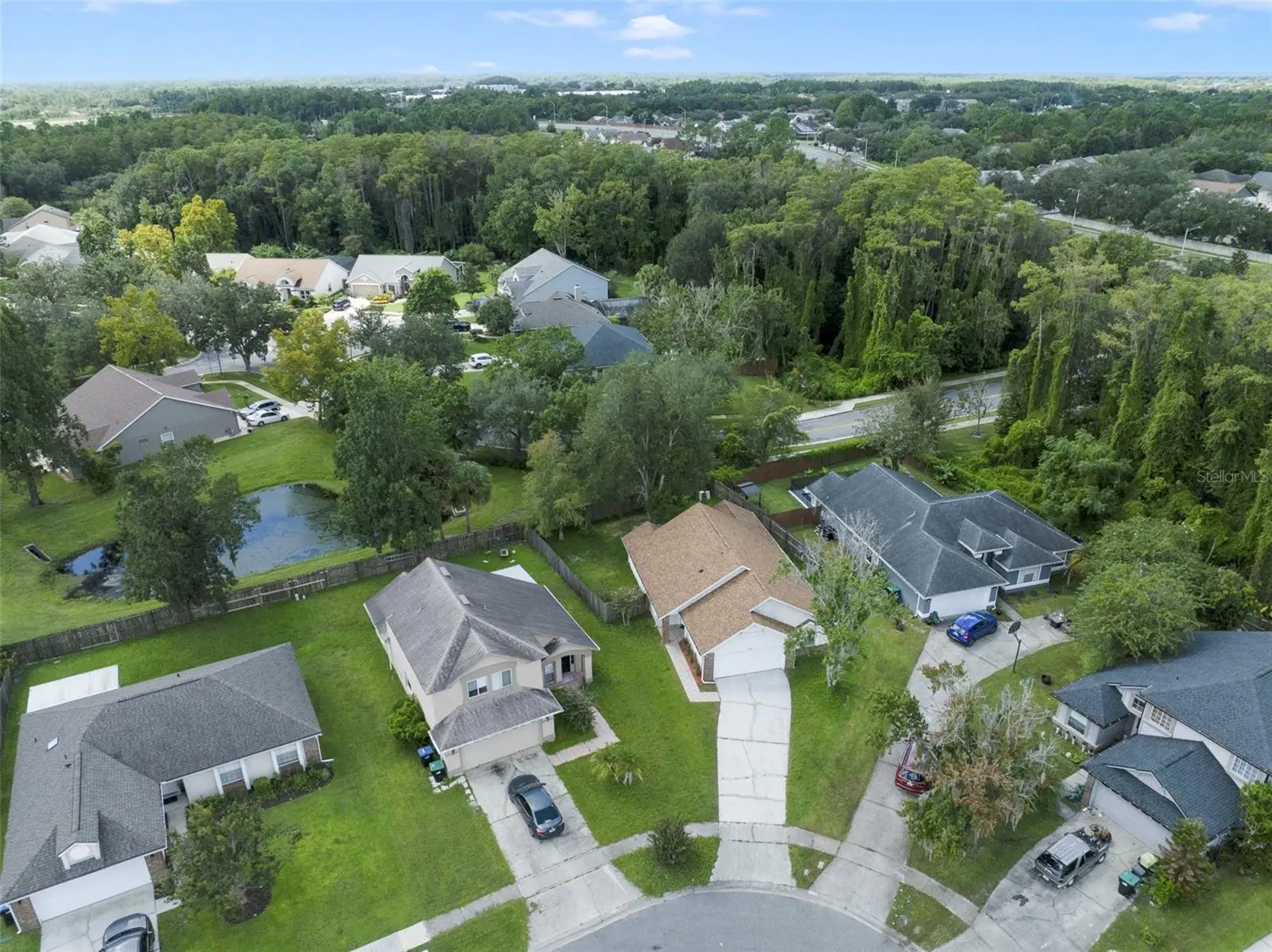 713 Meadowside Court, FL