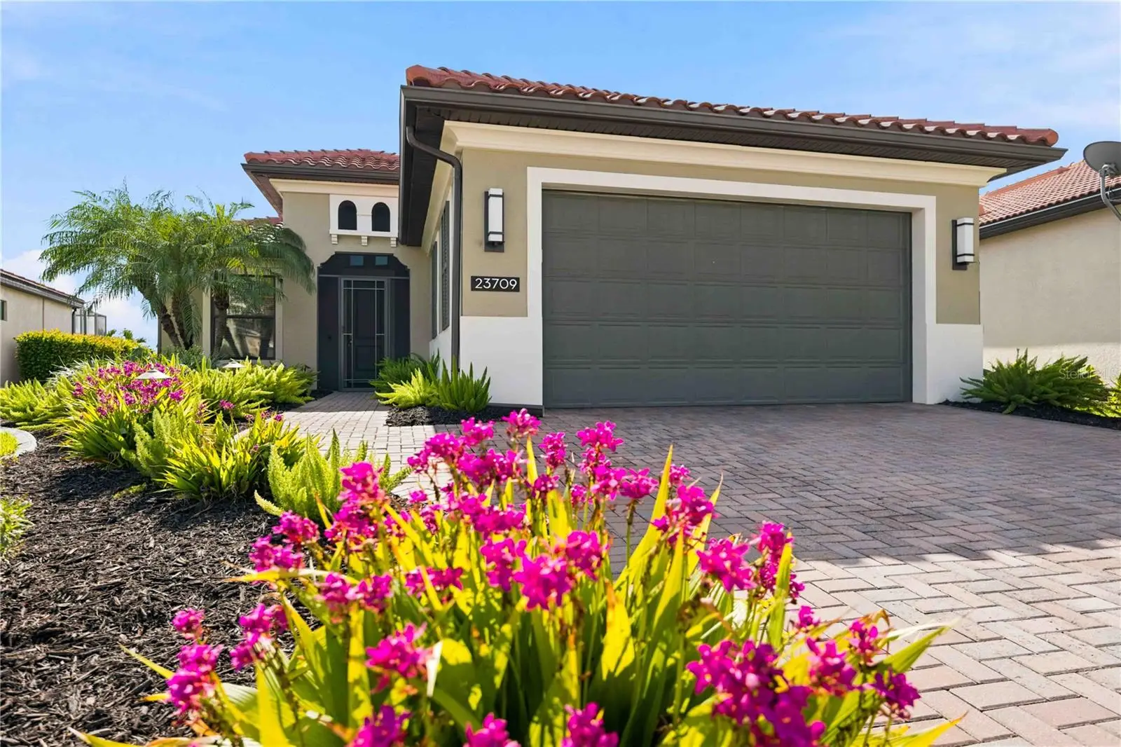 23709 Waverly Circle, FL