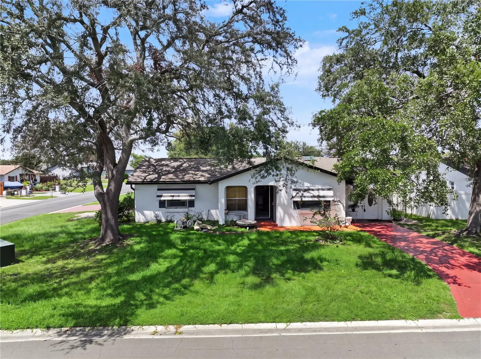 99 Toluca Drive, FL
