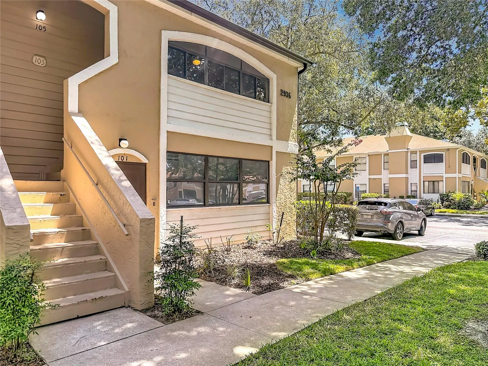2936 Semoran Boulevard, FL