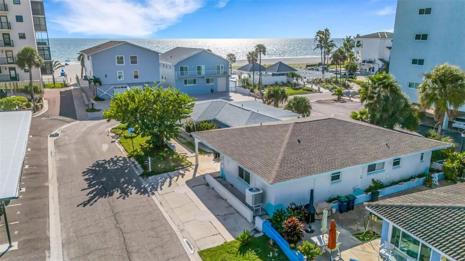 18317 Sunset Boulevard, FL