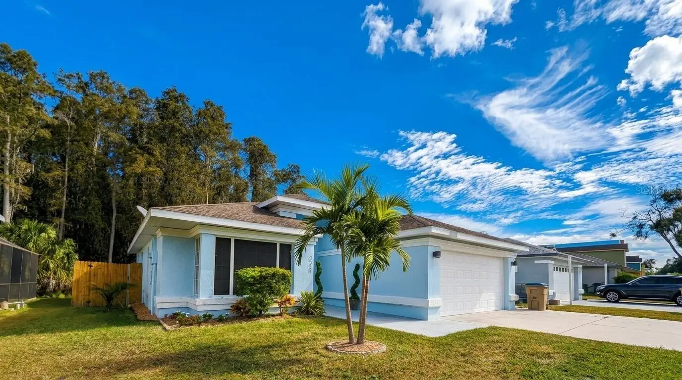 125 Hidden Springs Circle, FL