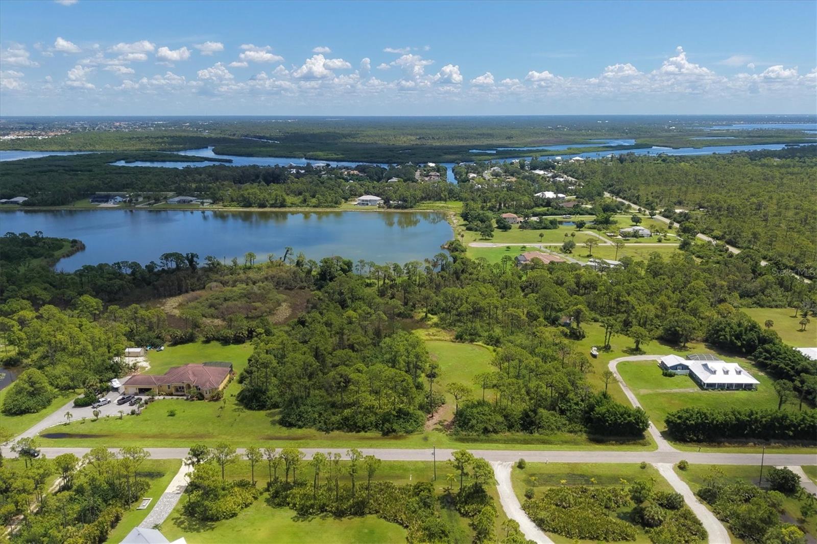 9008 Falcon Court, FL