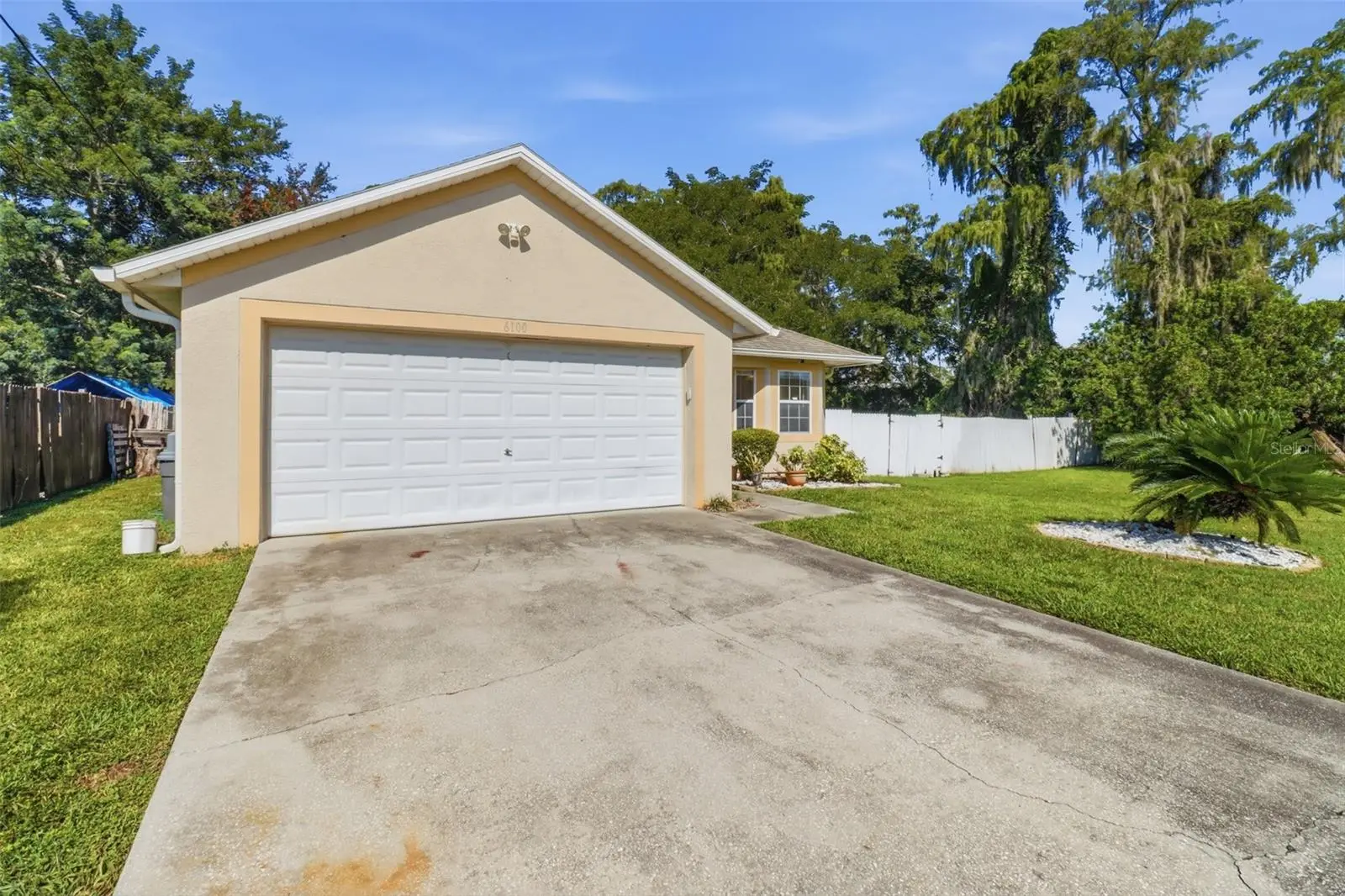 6100 Lee Lan Drive, FL