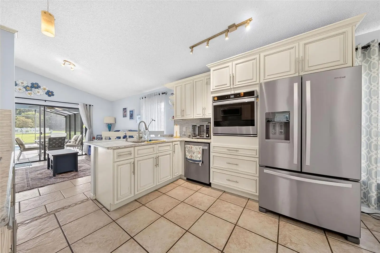 257 Lexingdale Drive, FL