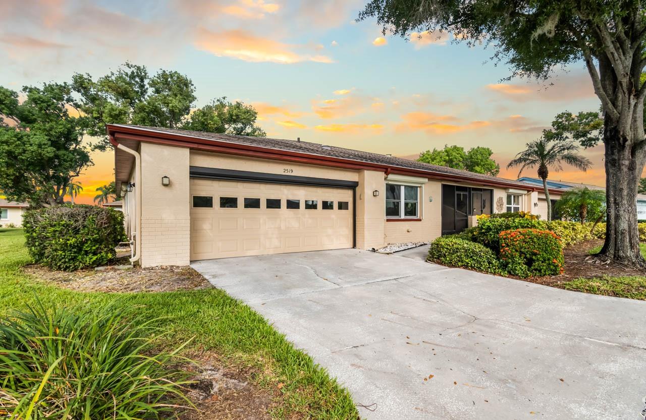 2519 Lonigan Place, FL