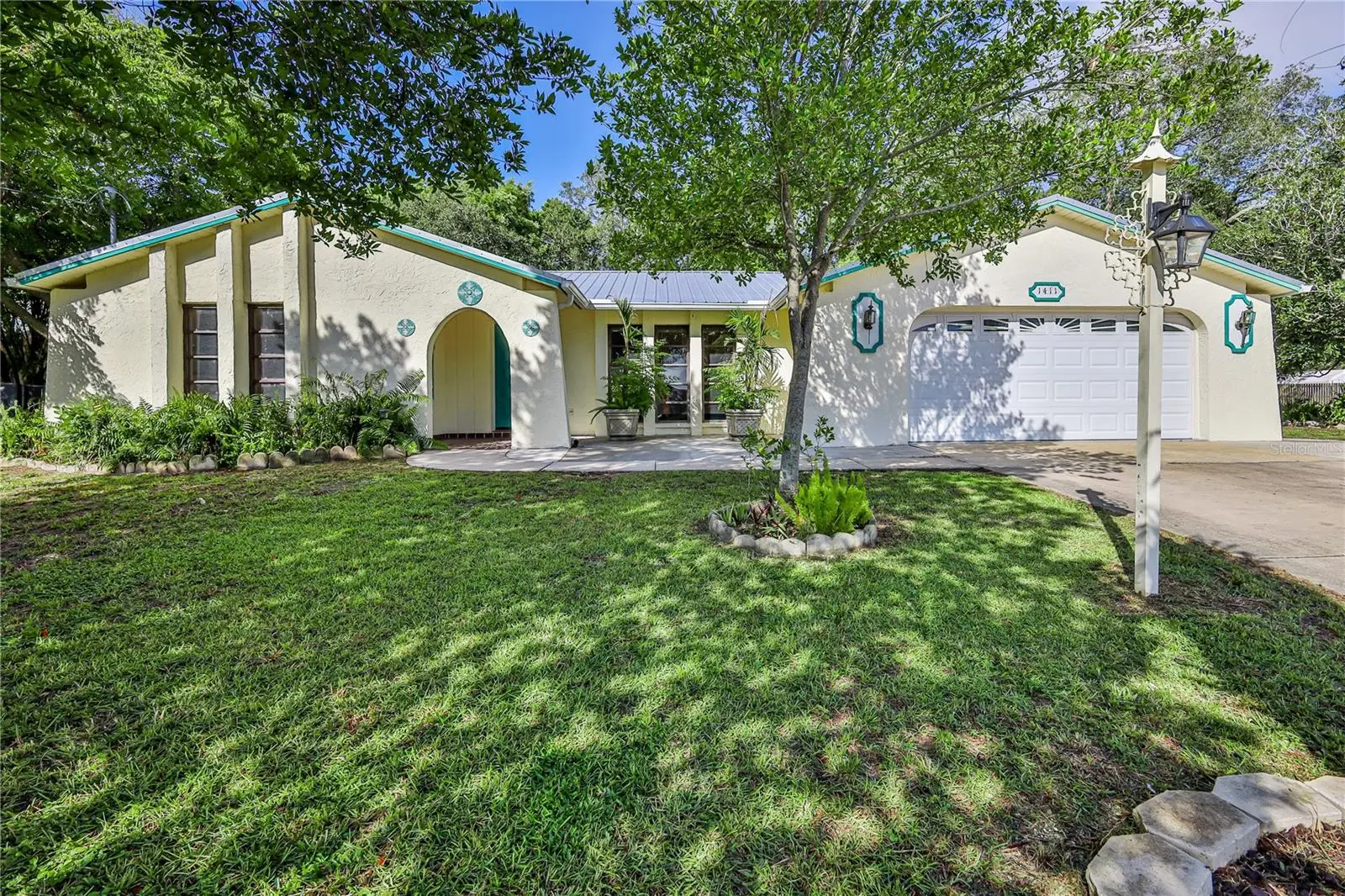 1411 Ivydale Road, FL