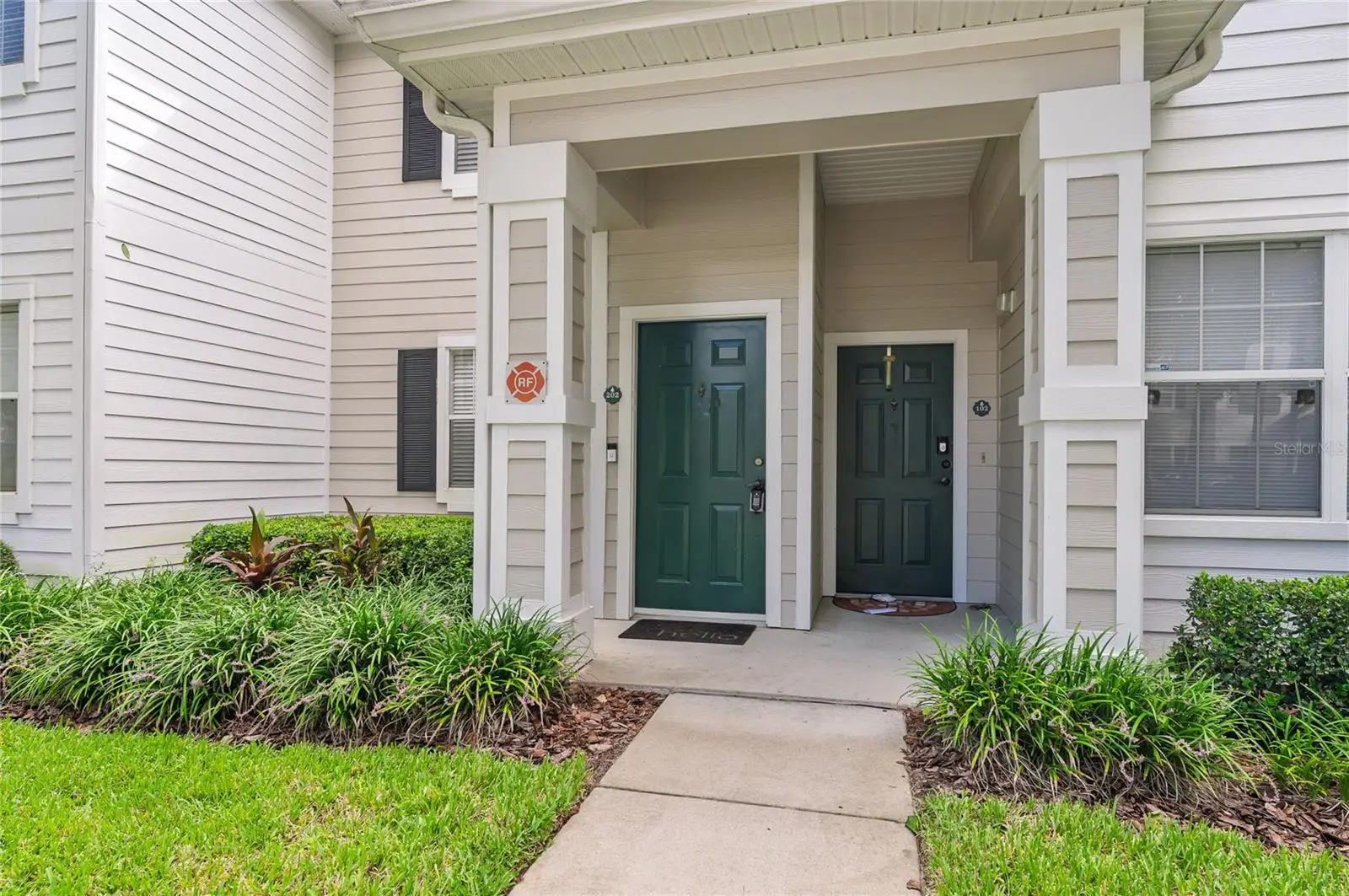 1315 Eastern Pecan Place, FL