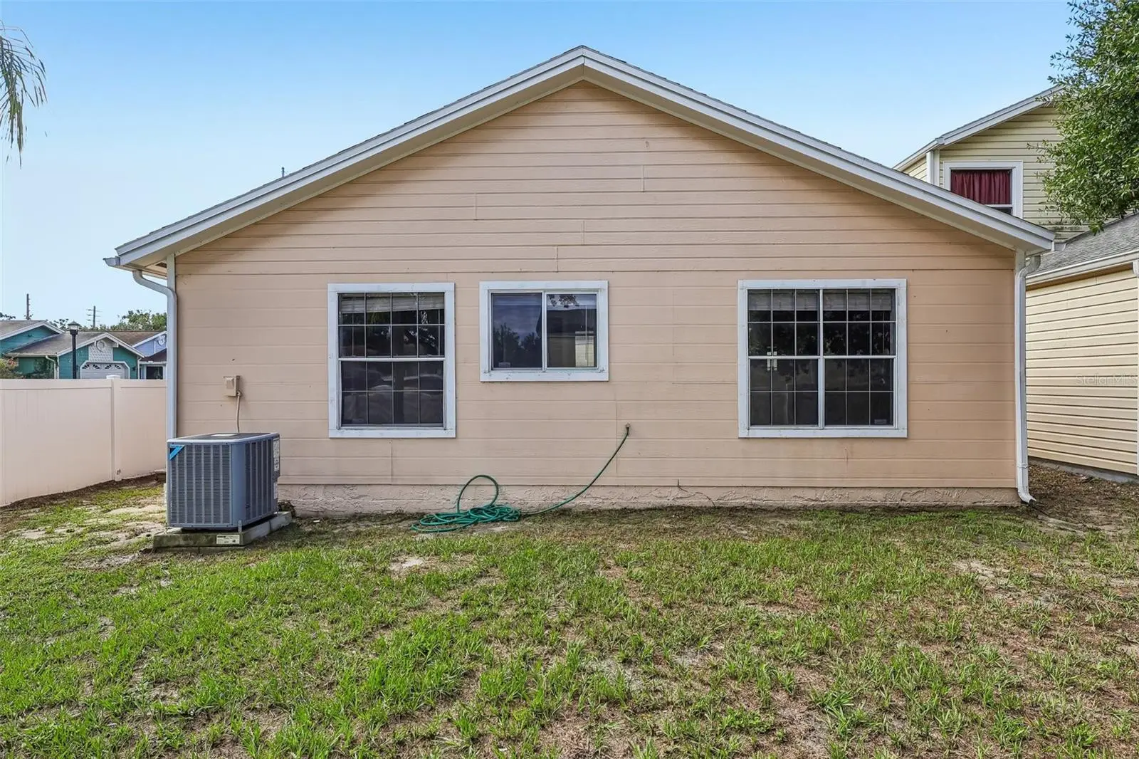 2212 Faxton Court, FL
