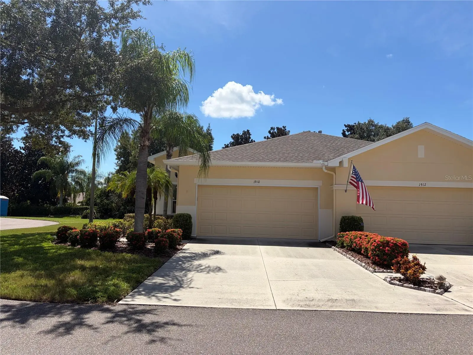 1910 Sifield Greens Way, FL